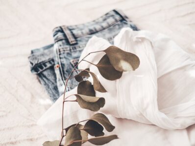 Wrocław sklepy z odzieżą używaną – gdzie szukać i na co zwracać uwagę