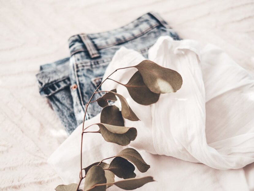 Wrocław sklepy z odzieżą używaną – gdzie szukać i na co zwracać uwagę